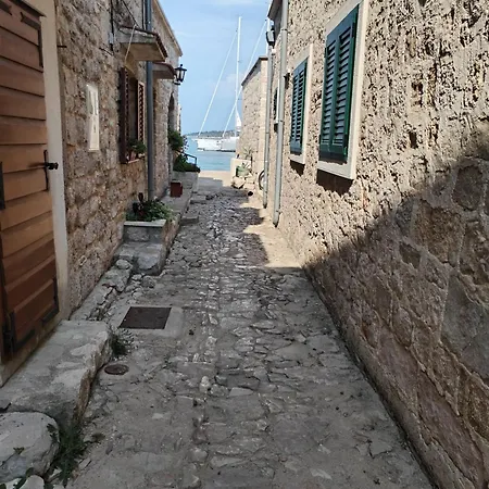 Ema * Prvic Sepurine